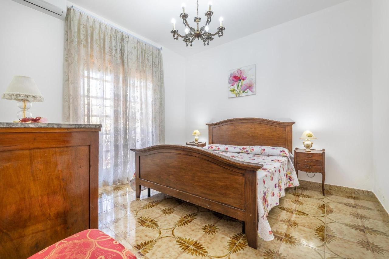 Villa Ermelinda Марина ди Манкаверза Екстериор снимка